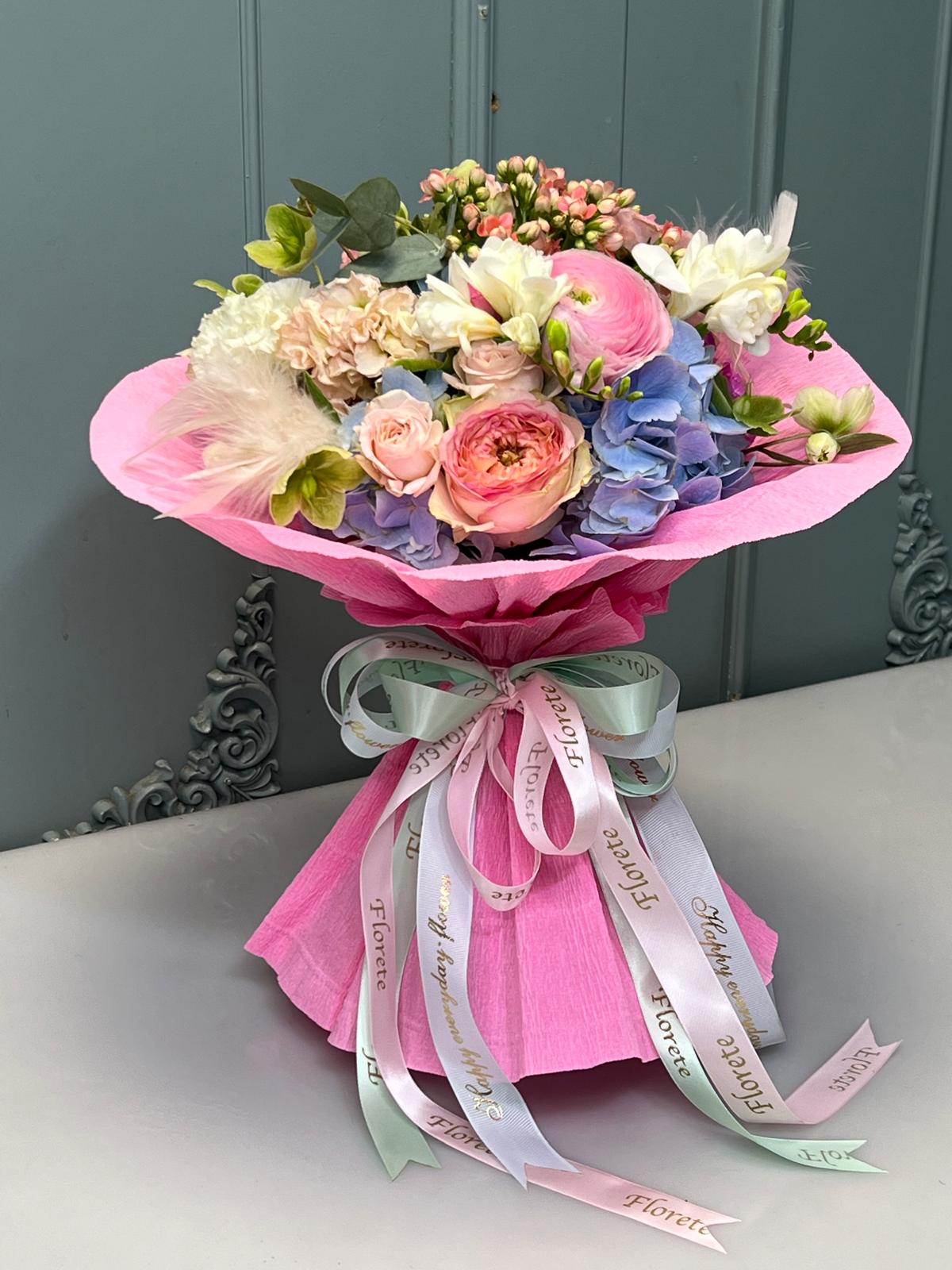 Buchet Aurora