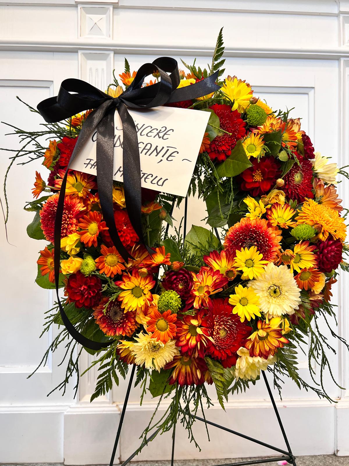 Coroană Funerară Rotundă Însemn al Credinței Neclintite