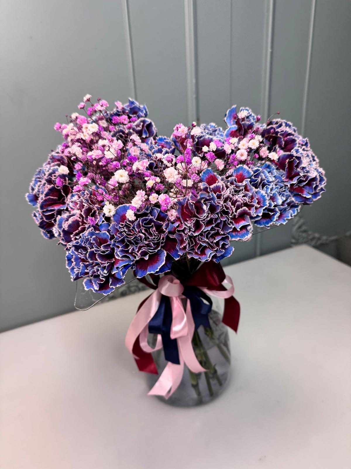 Buchet Blue Carnation Heart
