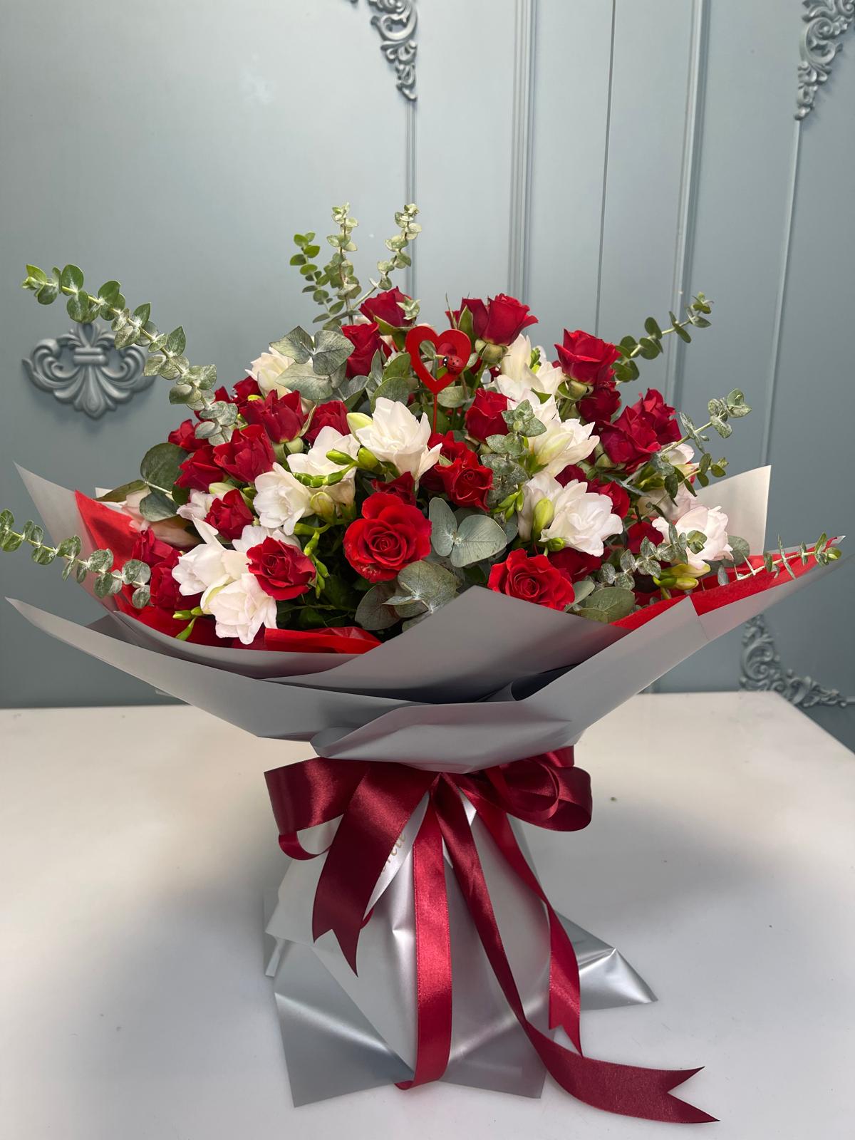 Buchet Love Spell